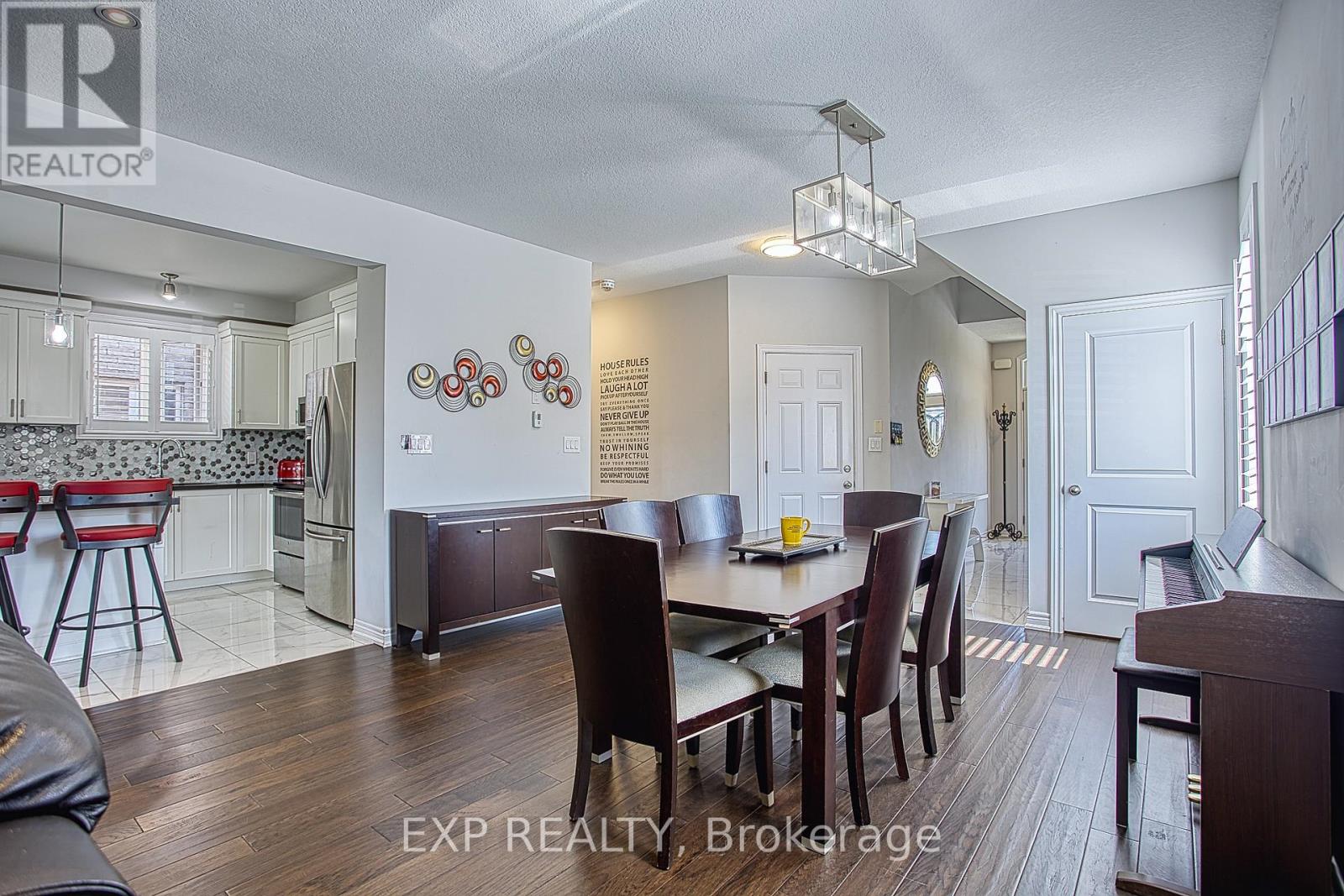 17 NARBONNE CRESCENT - 10