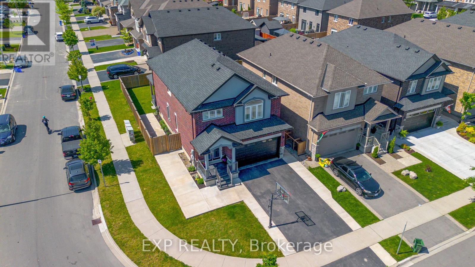 17 NARBONNE CRESCENT - 42