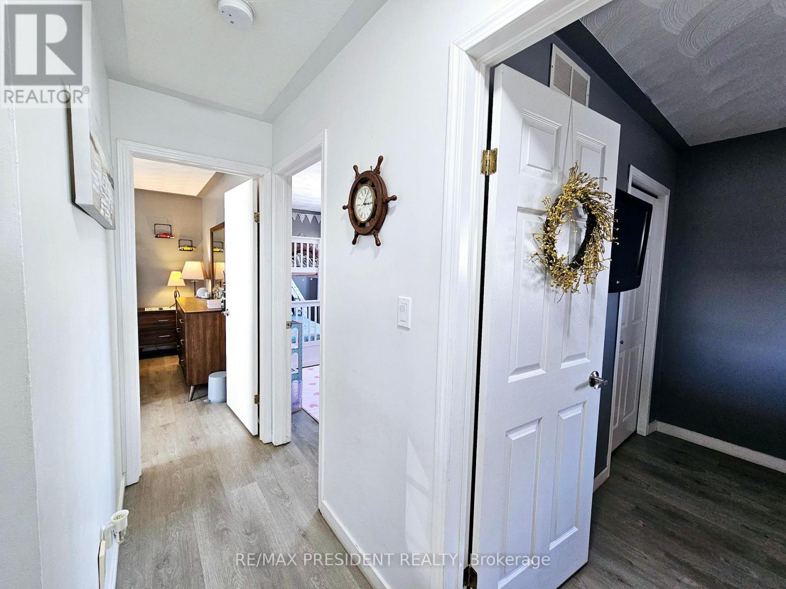 32 ALGONQUIN ROAD - 13