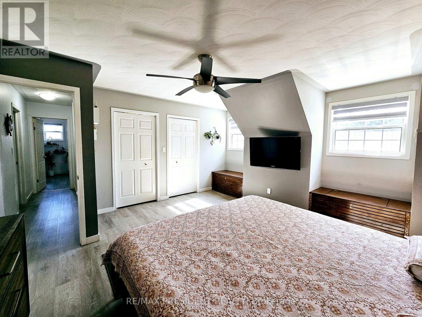 32 ALGONQUIN ROAD - 15