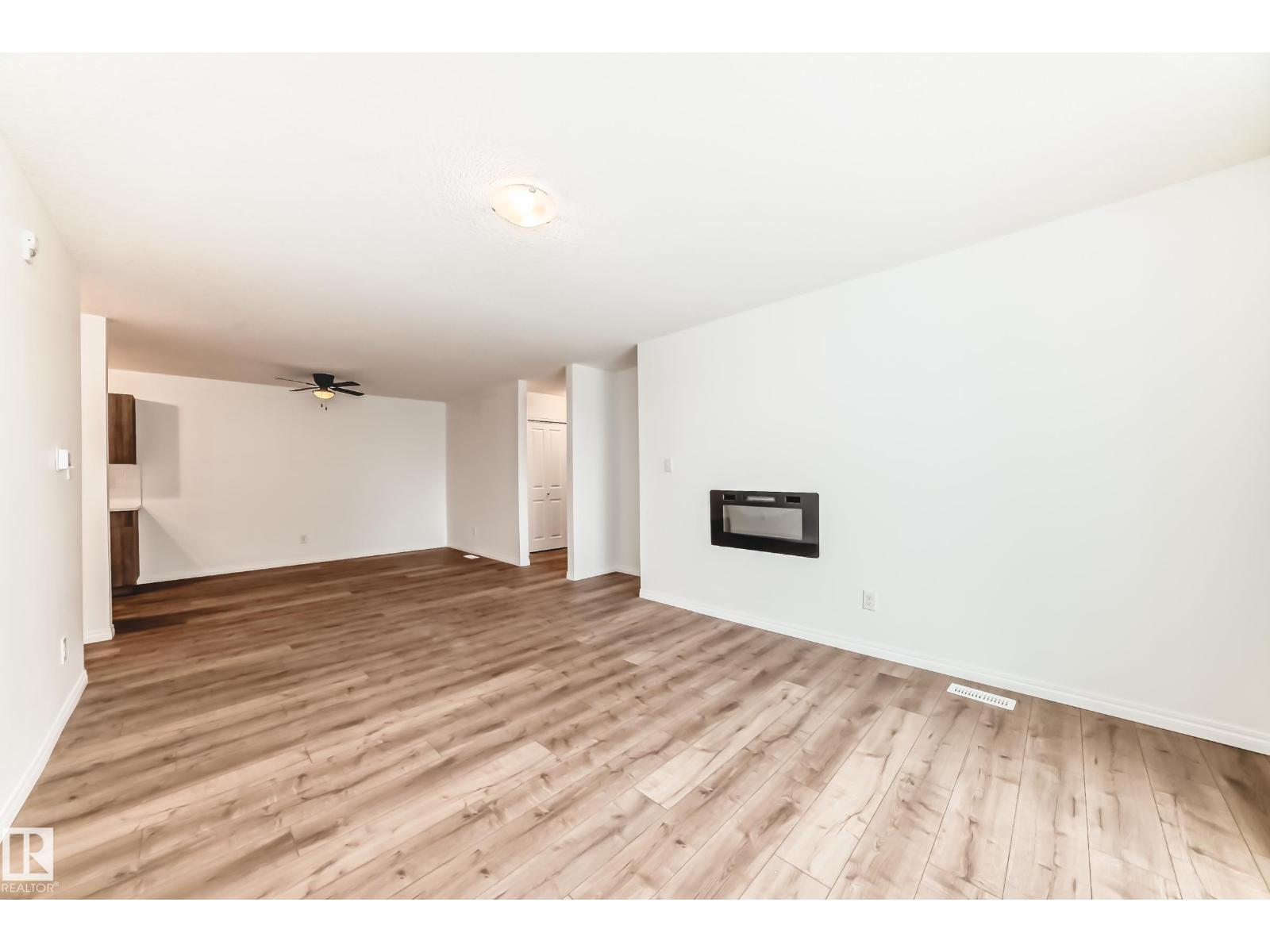 #305 6208 180 ST NW - 21