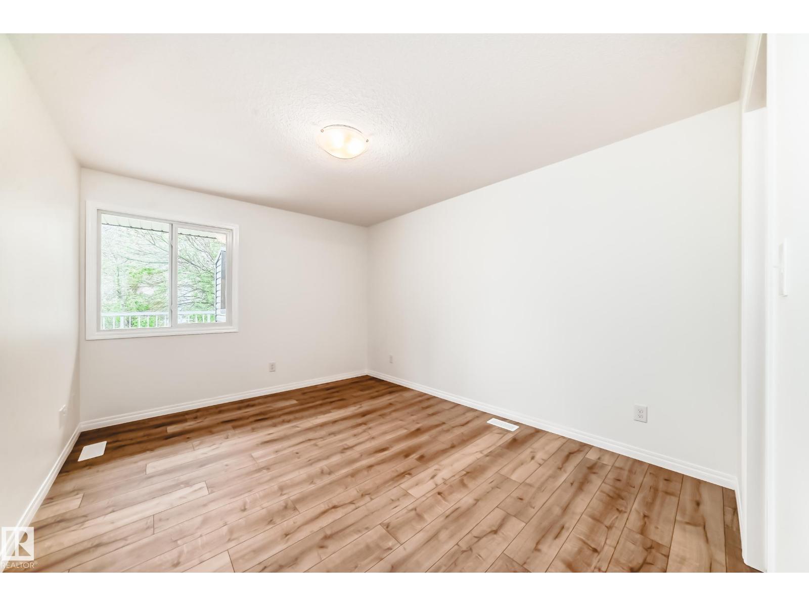#305 6208 180 ST NW - 23