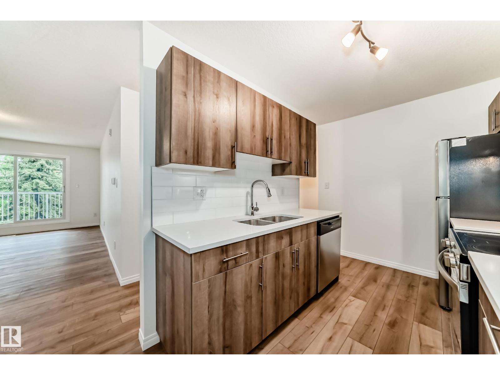 #305 6208 180 ST NW - 8