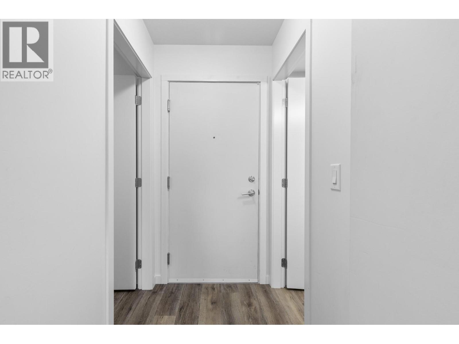 #203 725 Academy Way - 11