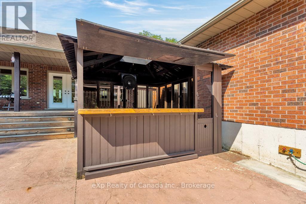 468 FAIRGROUND ROAD - 13
