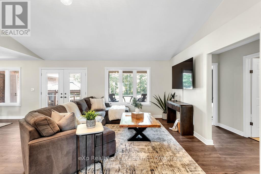 468 FAIRGROUND ROAD - 25