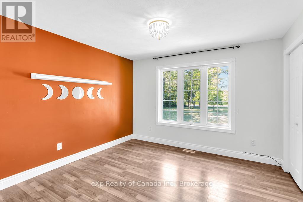 468 FAIRGROUND ROAD - 37