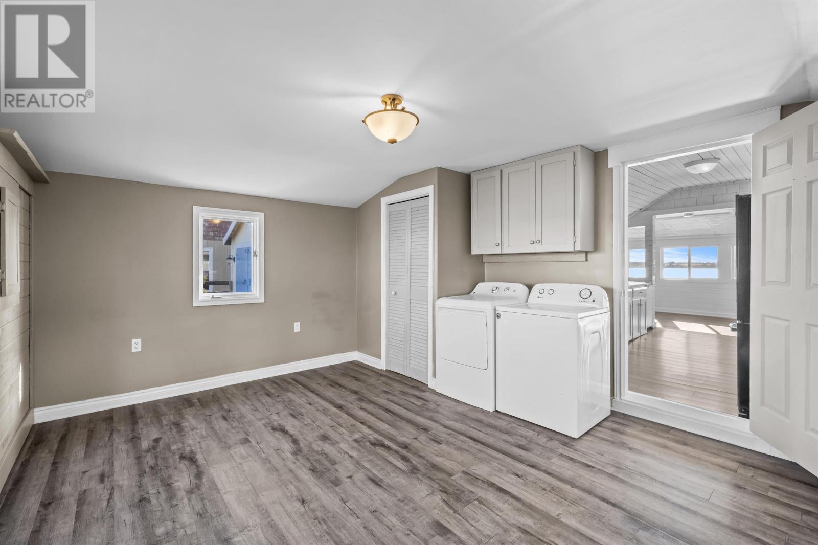 34 Margaret Lane, Stavert Shore - 35