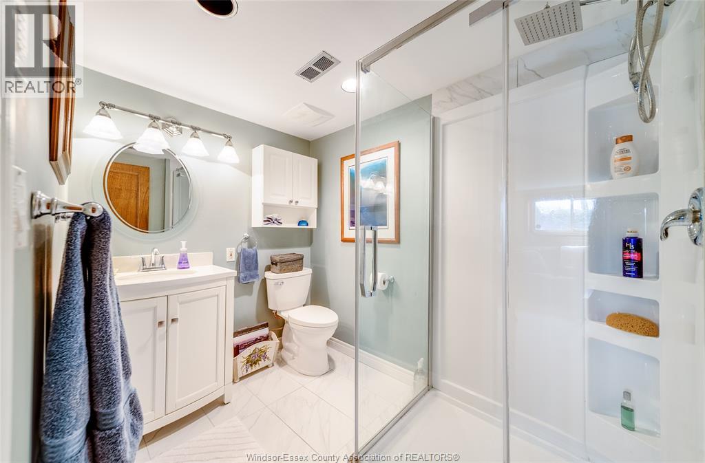 468 AMBERLY - 13