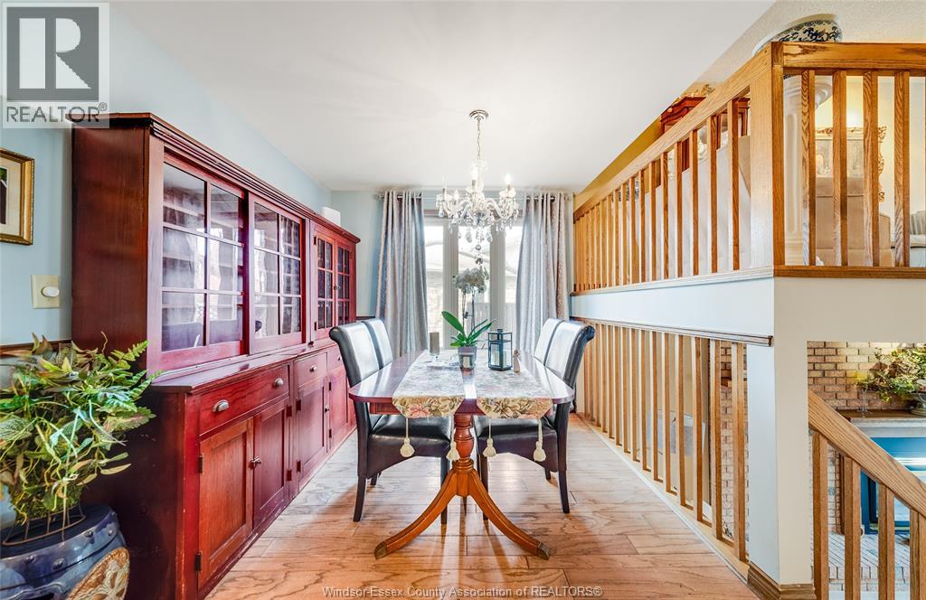468 AMBERLY - 17