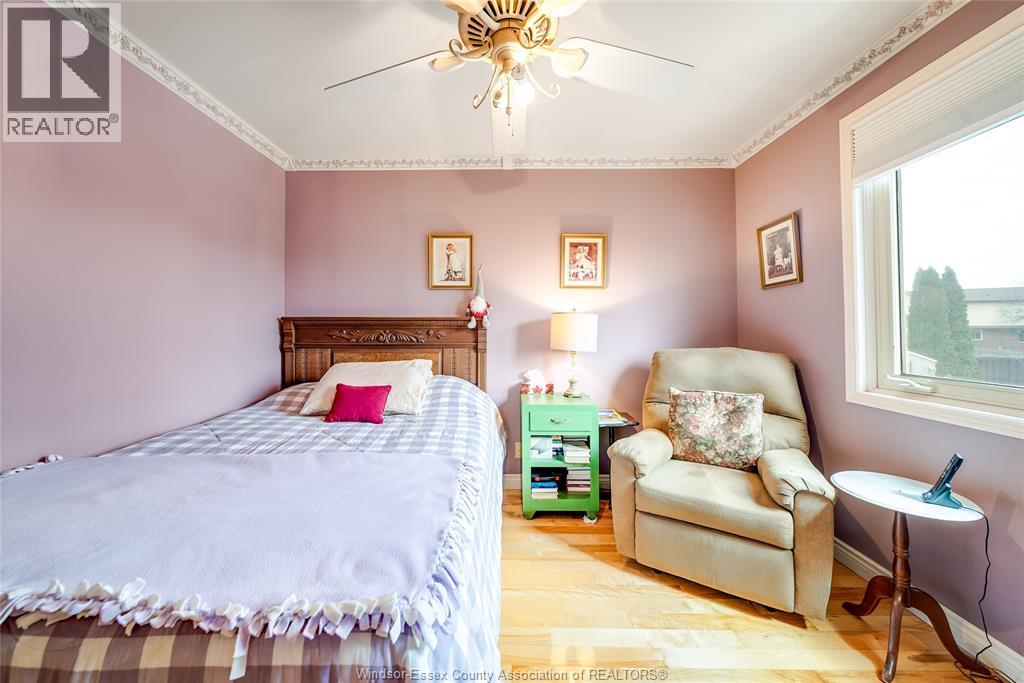 468 AMBERLY - 29