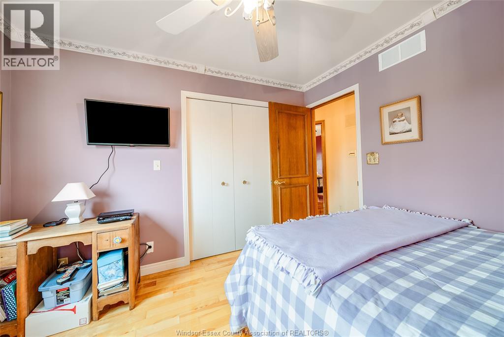 468 AMBERLY - 30