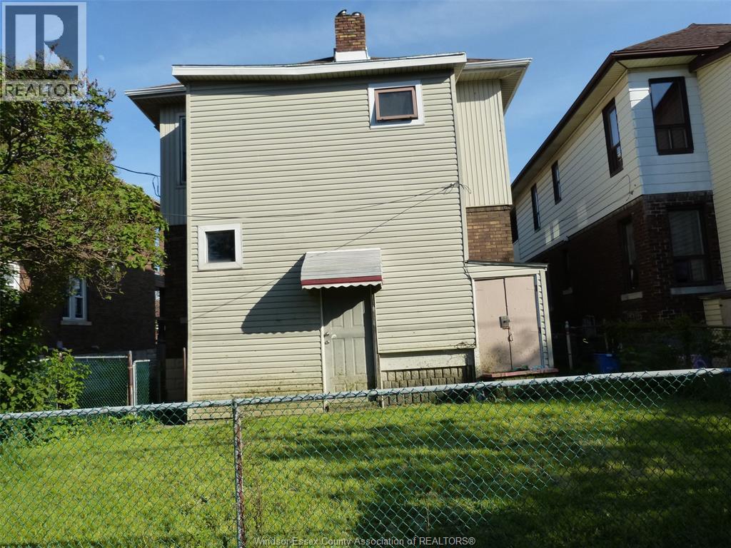 1140 GILES BOULEVARD East - 4