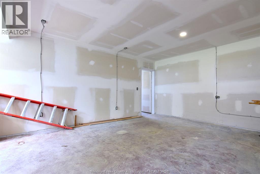 1502 MERSEA RD D - 27