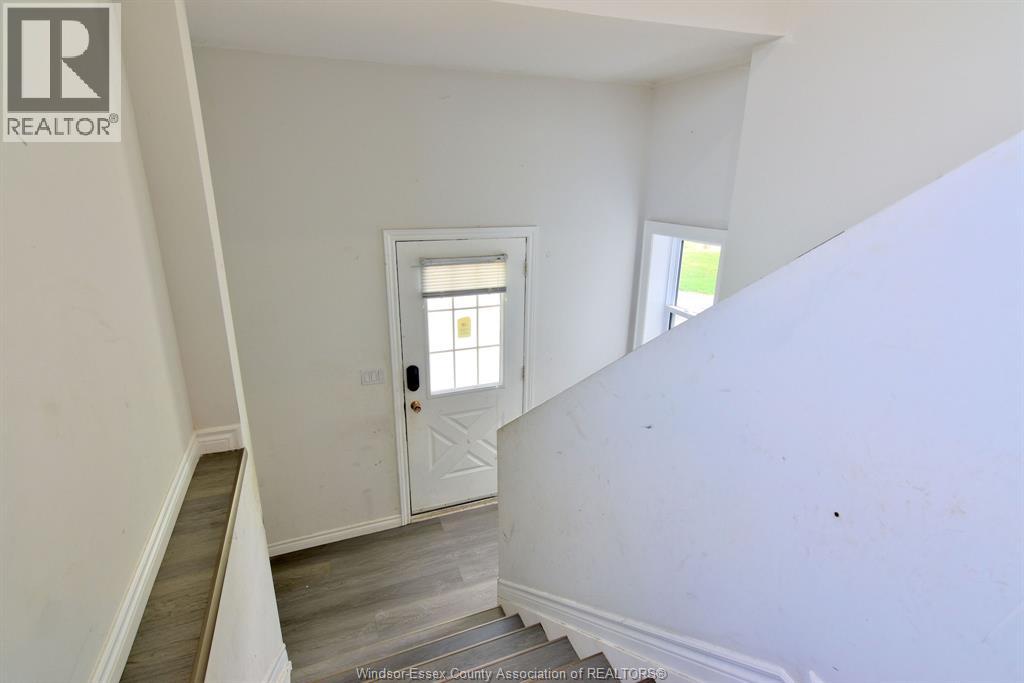 1502 MERSEA RD D - 6