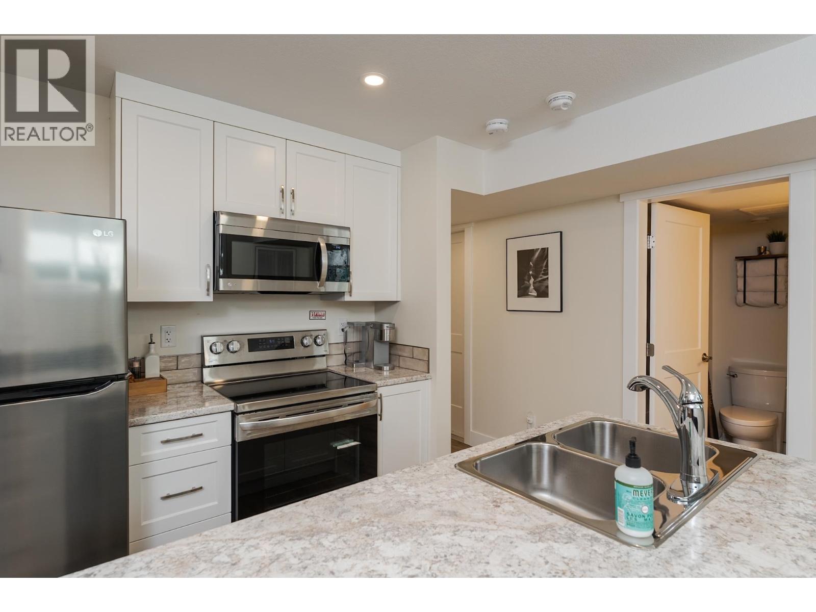 3367 MUNRO WAY - 23