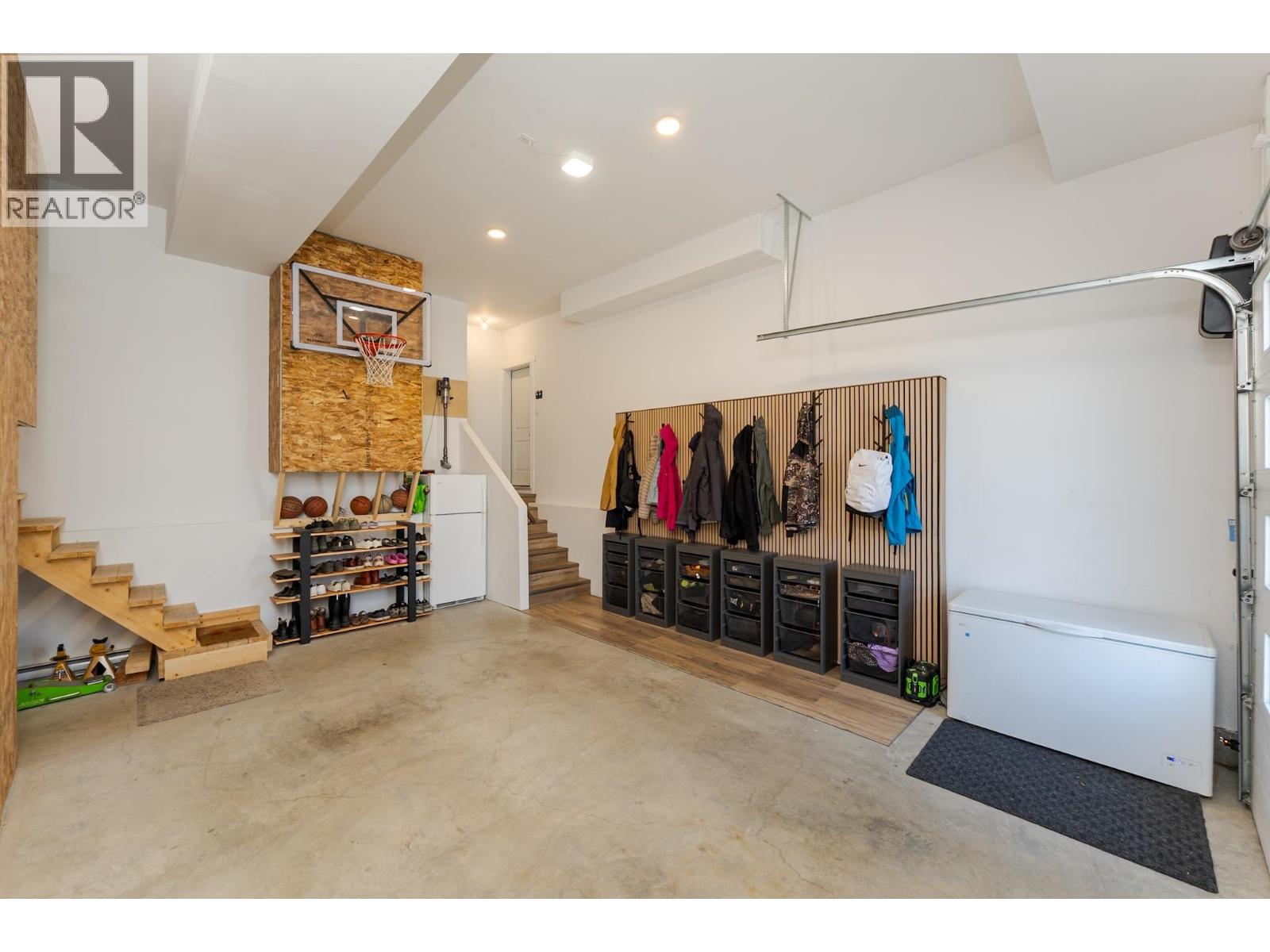 3367 MUNRO WAY - 29
