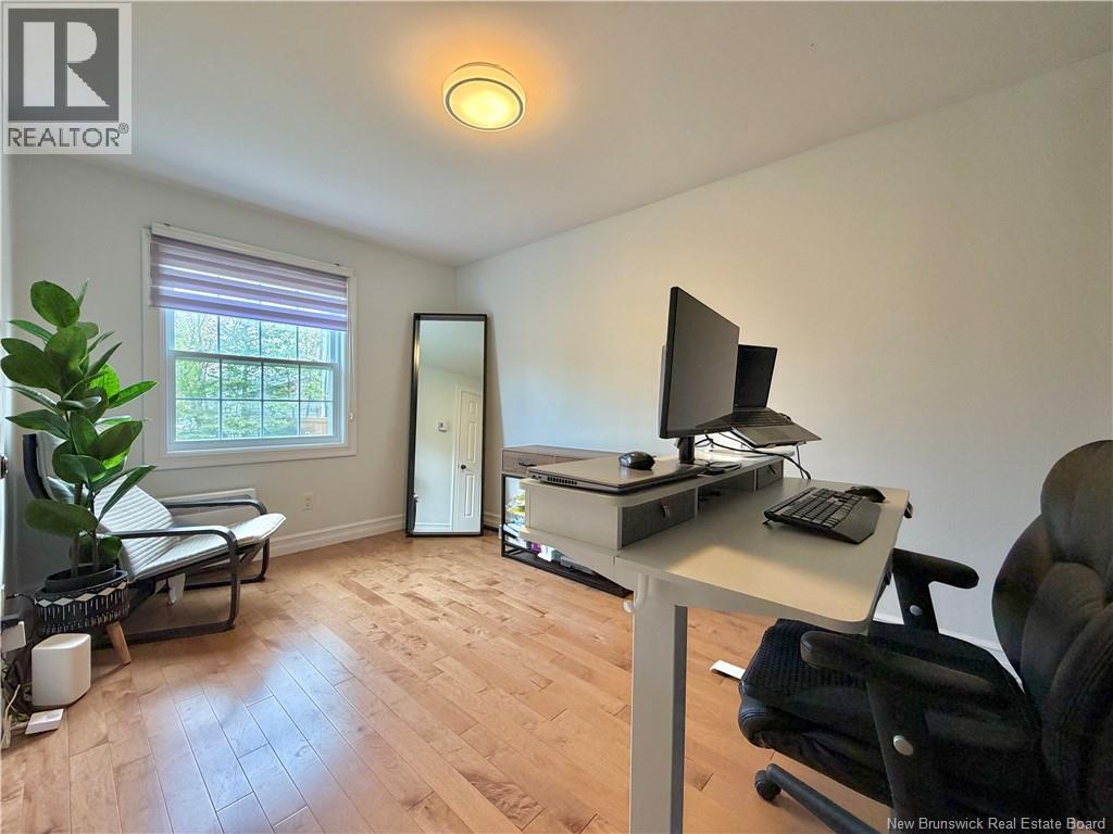 1171 Vincent - 21