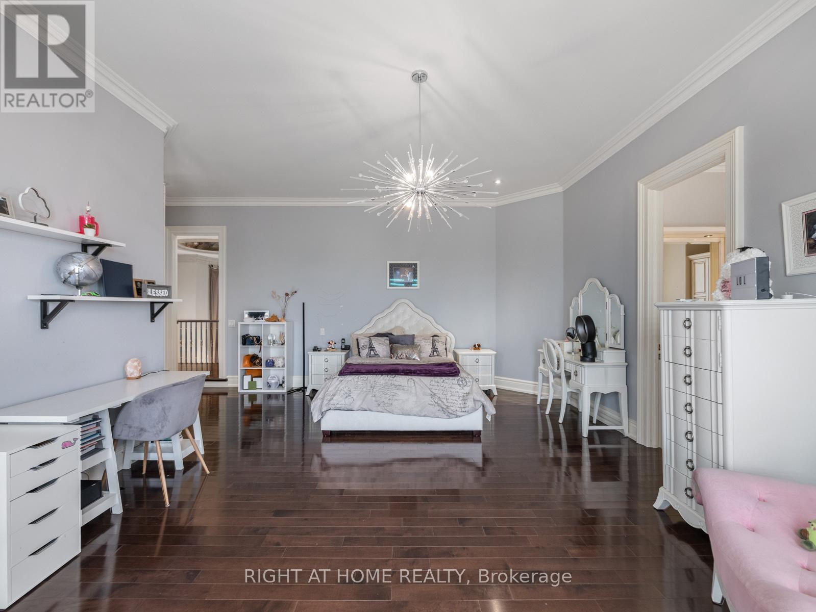 100 ROCMARY PLACE - 23