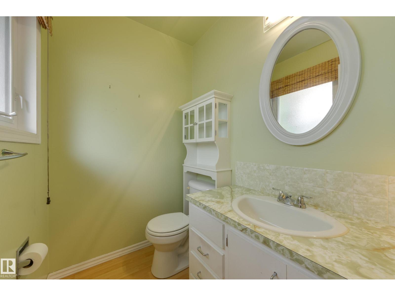 36 FENWICK CR — photo 17