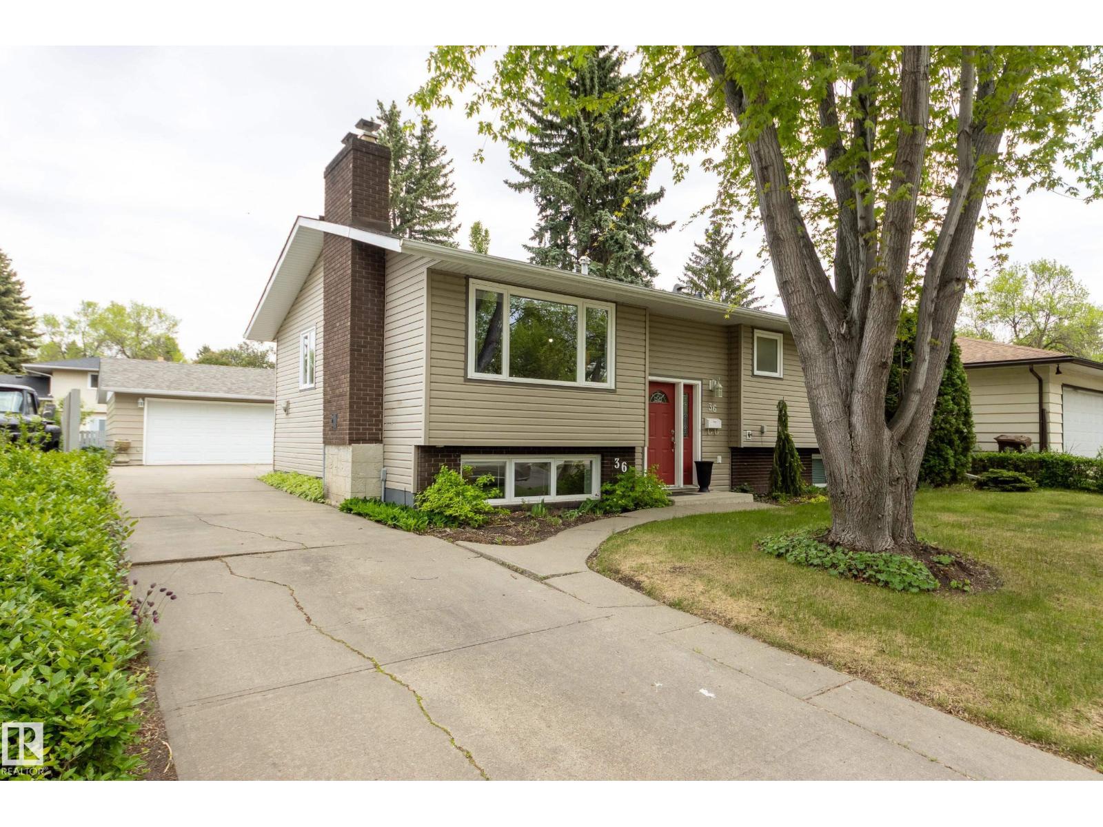 36 FENWICK CR exterior