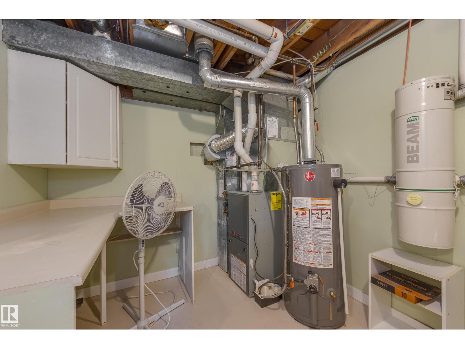 36 FENWICK CR — photo 29