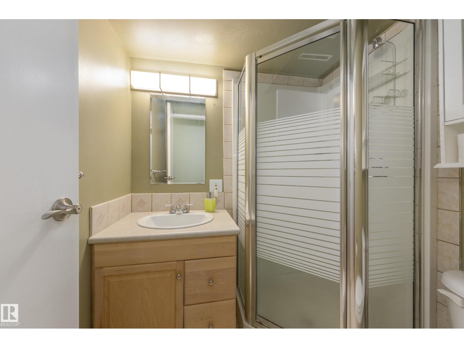 36 FENWICK CR — photo 31
