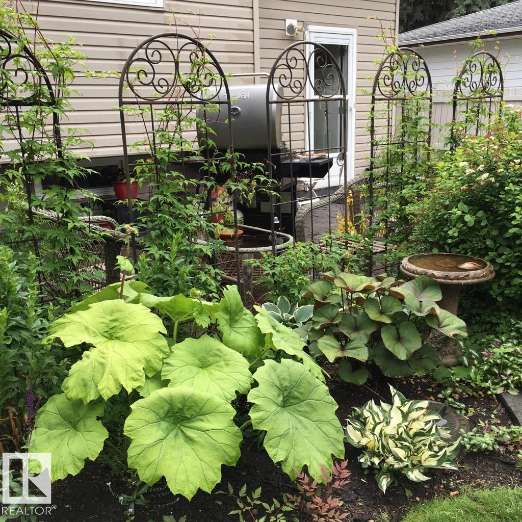 36 FENWICK CR — photo 43