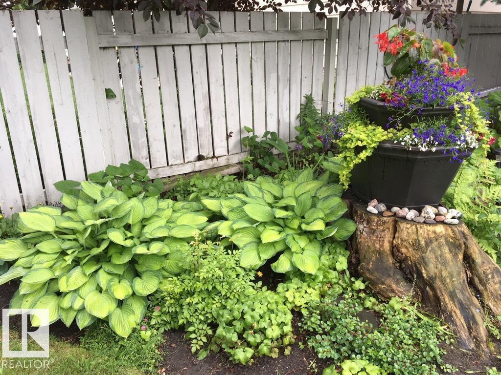 36 FENWICK CR — photo 47