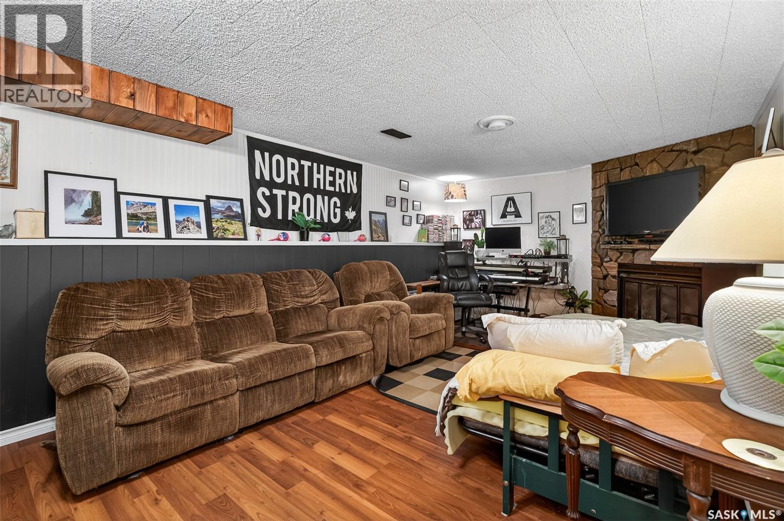 1050 Simcoe STREET - 39