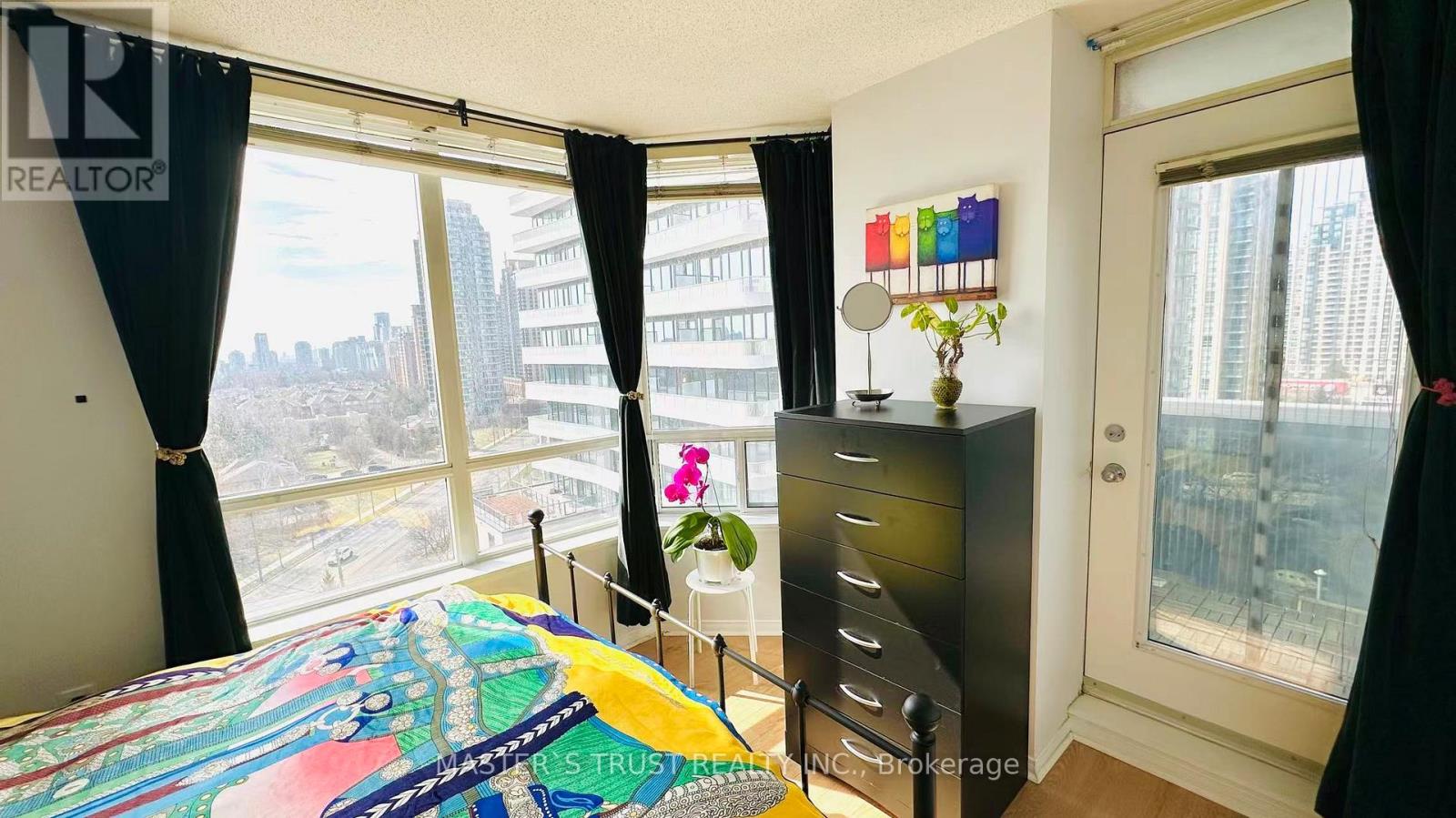 #1211 35 FINCH AVENUE E - 8
