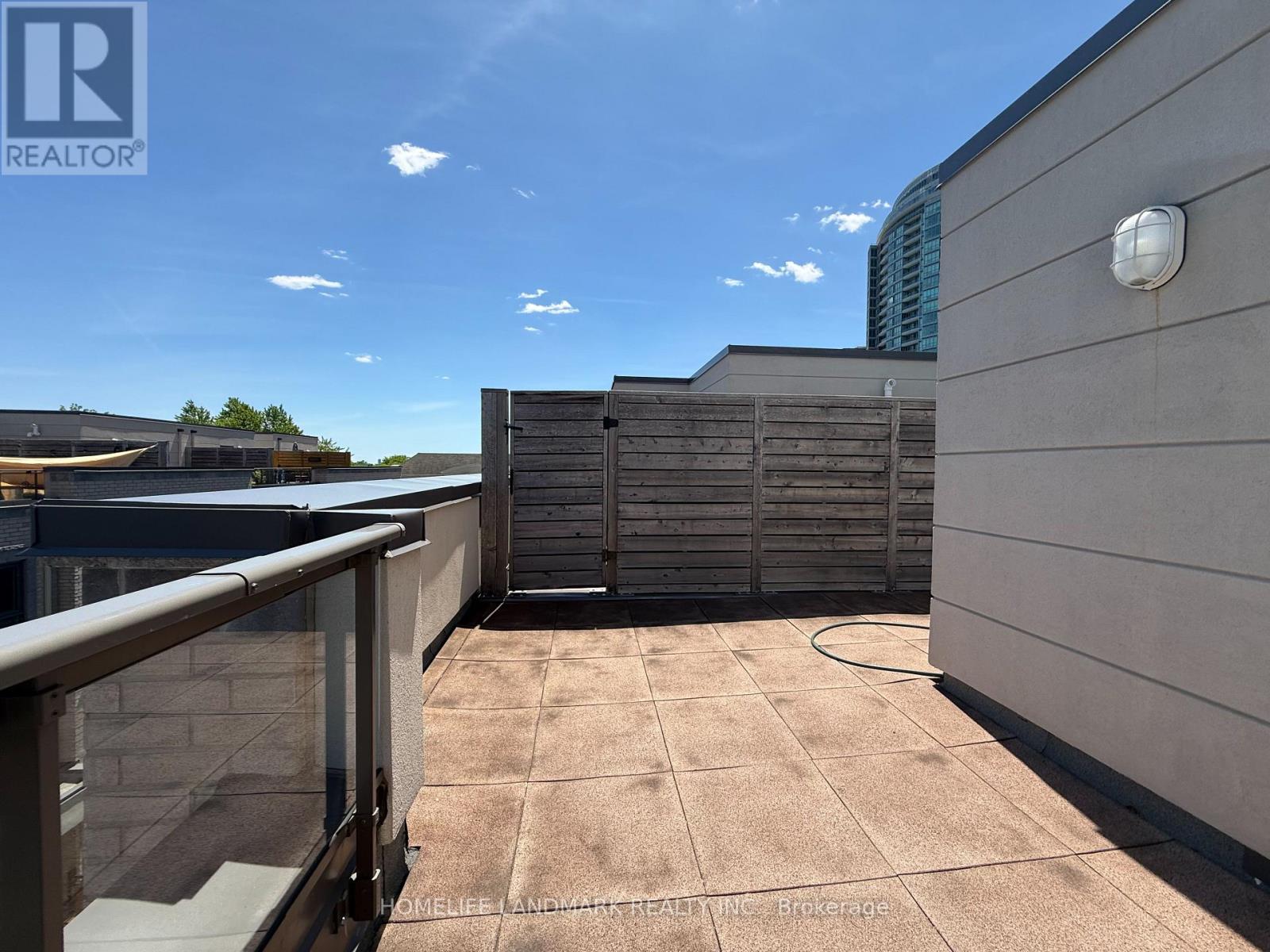 #3 50 HOLMES AVENUE - 27