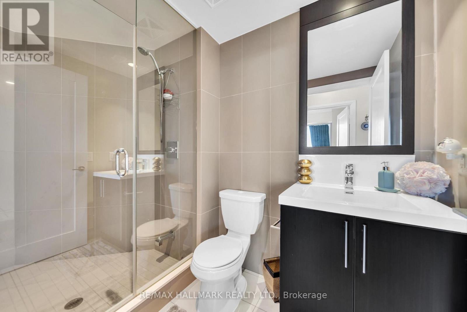 #4022 5 SHEPPARD AVENUE E - 12
