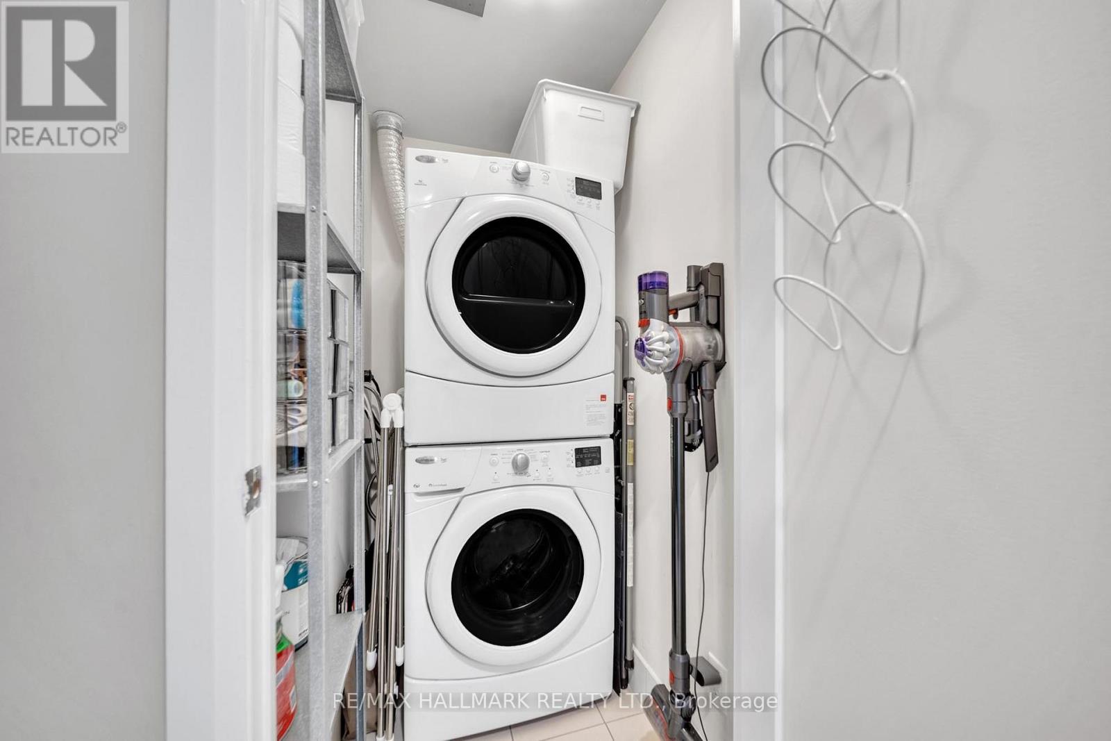 #4022 5 SHEPPARD AVENUE E - 14