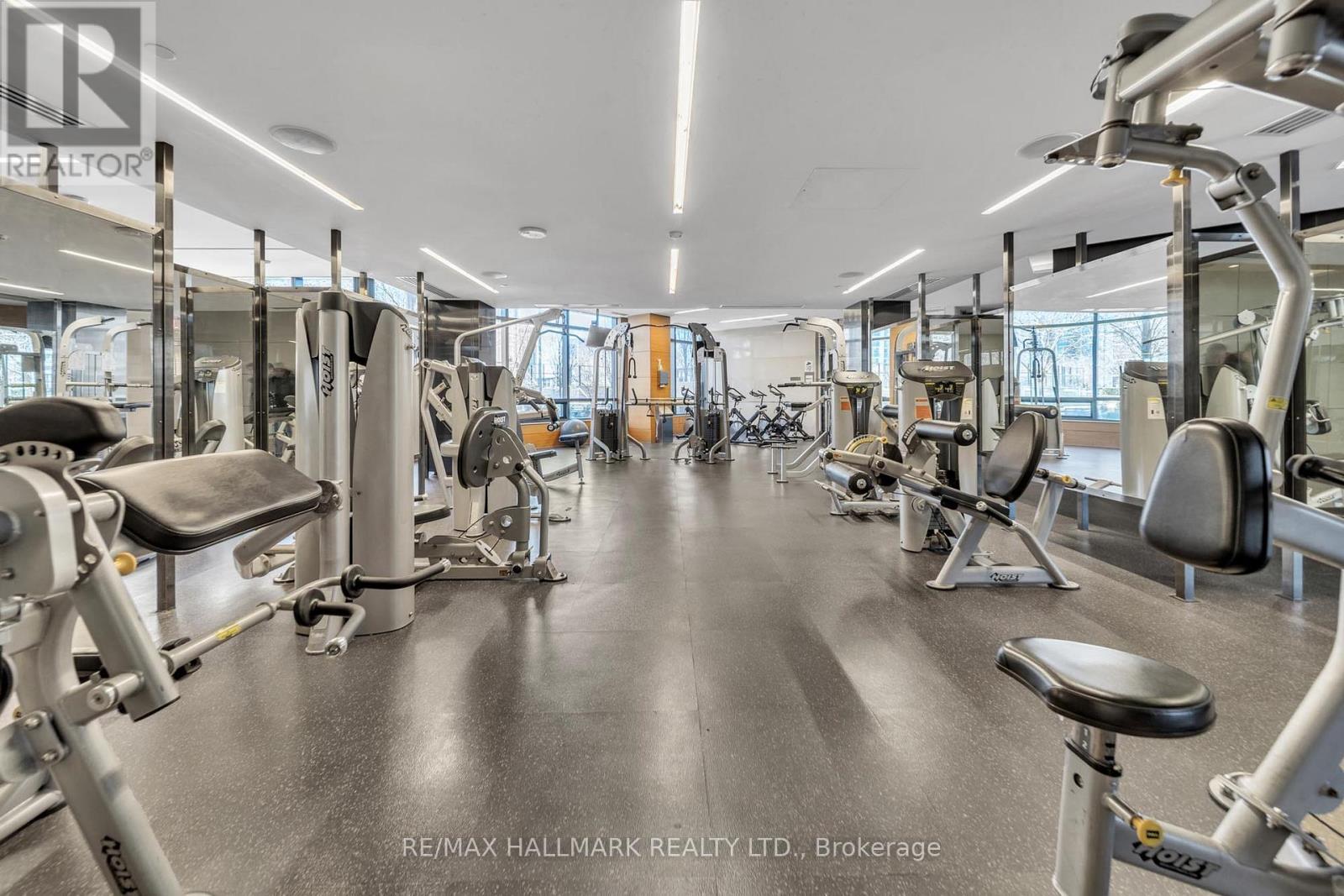 #4022 5 SHEPPARD AVENUE E - 17