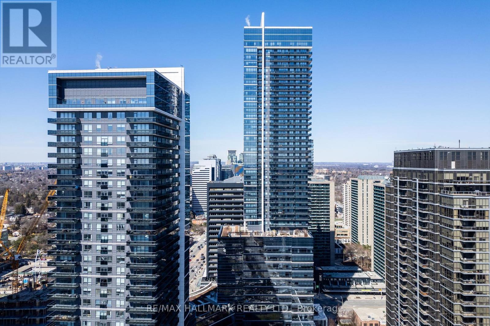 #4022 5 SHEPPARD AVENUE E - 22