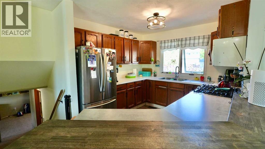 8301 94 Street — photo 32