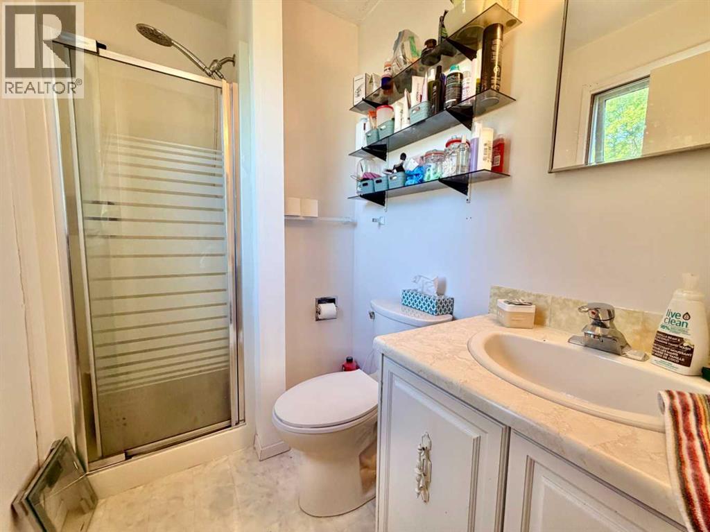 8301 94 Street — photo 37