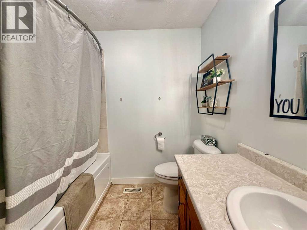 8301 94 Street — photo 39