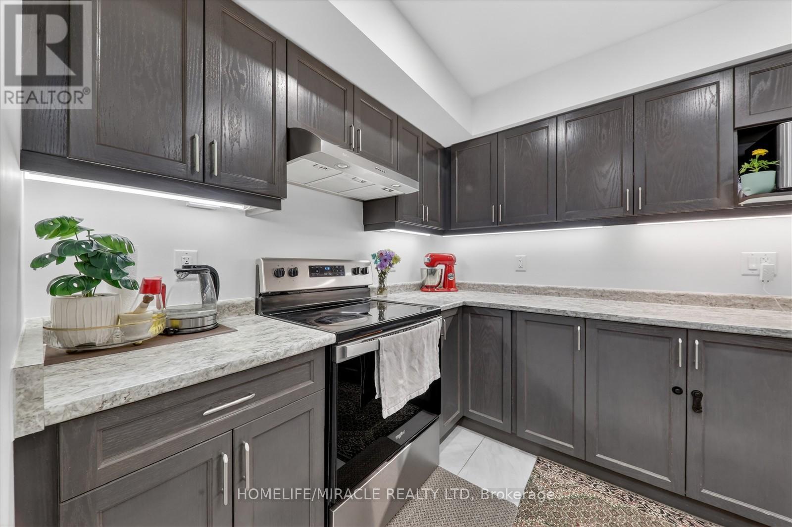 73 SUTCLIFFE DRIVE - 14