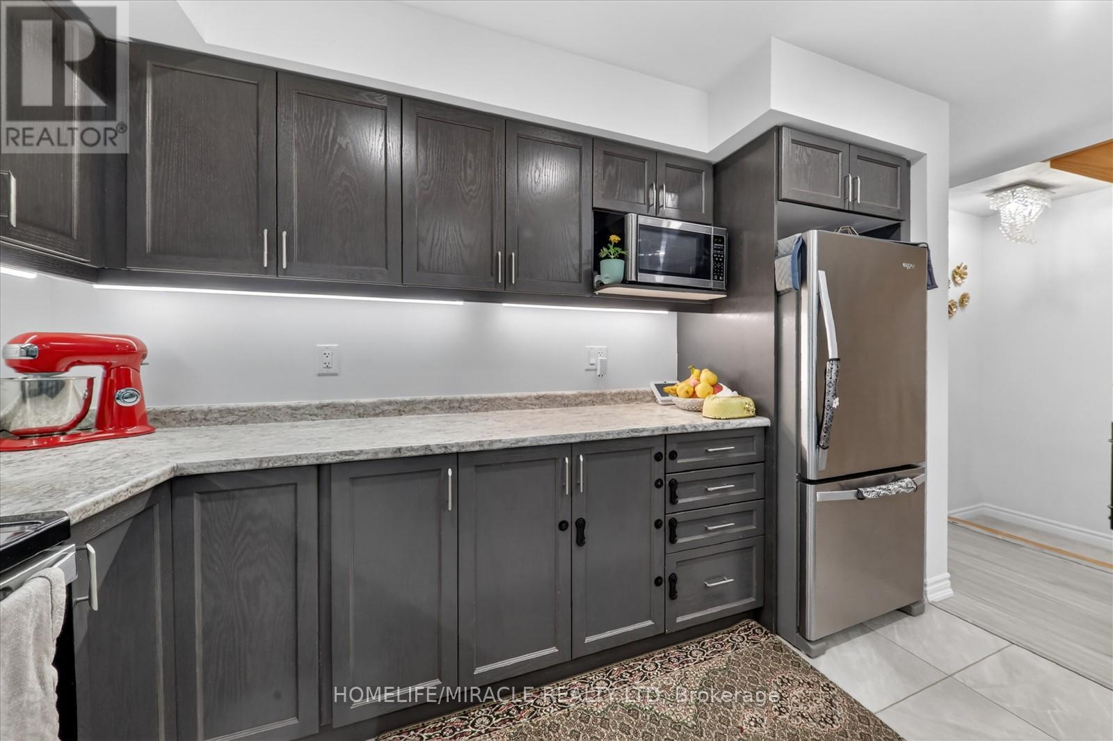 73 SUTCLIFFE DRIVE - 15