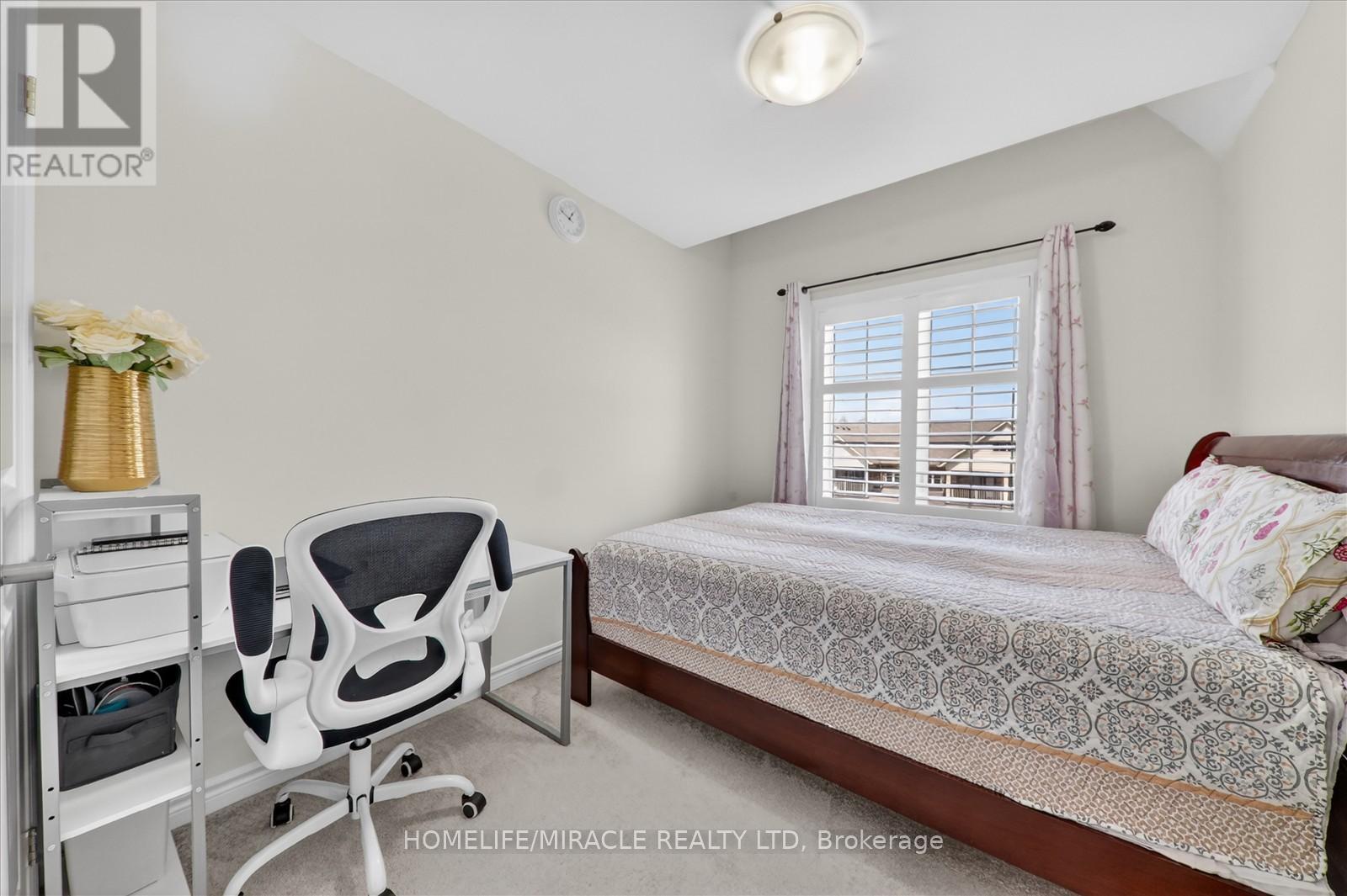 73 SUTCLIFFE DRIVE - 29