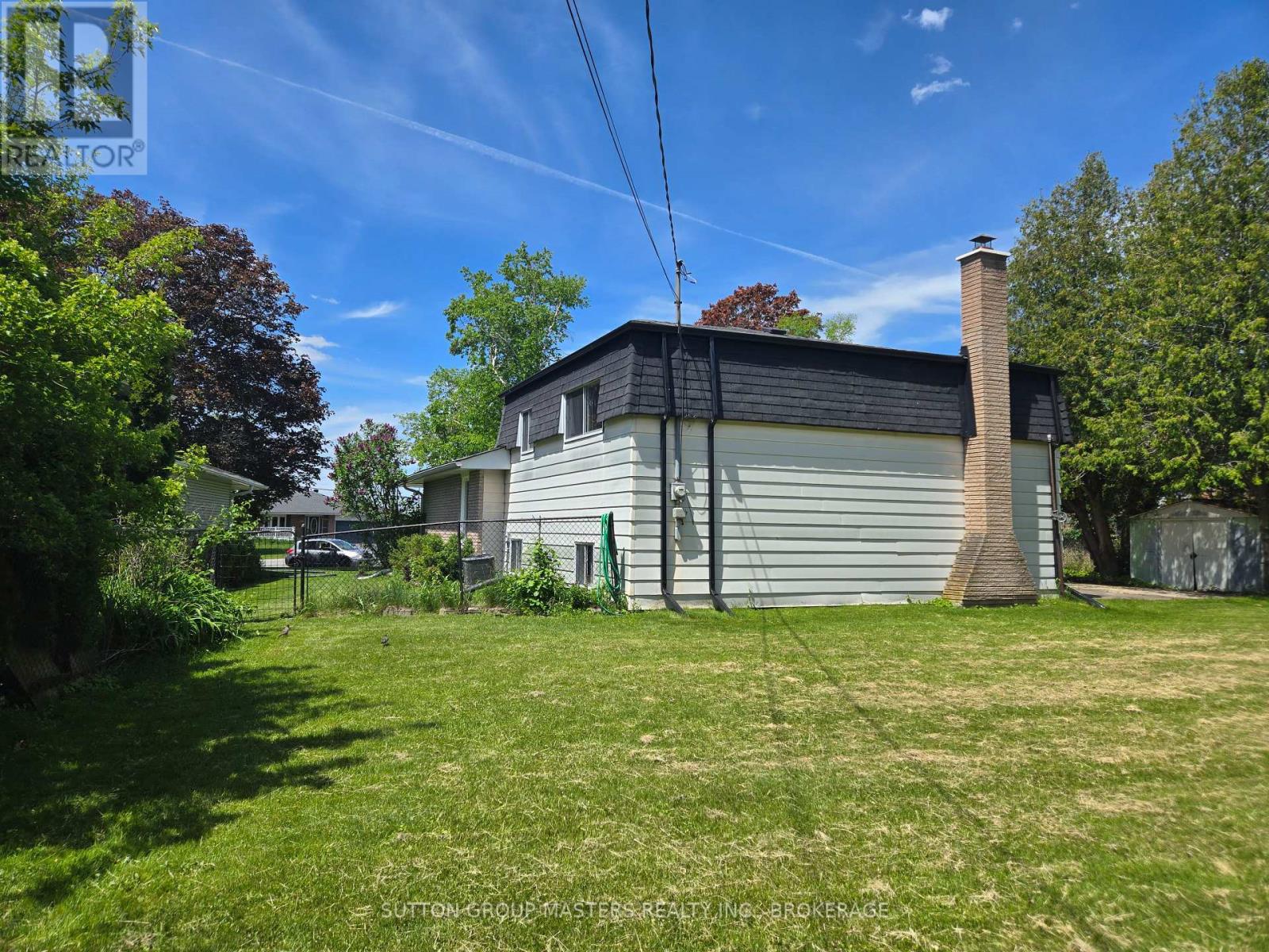 932 BRODIE AVENUE - 34