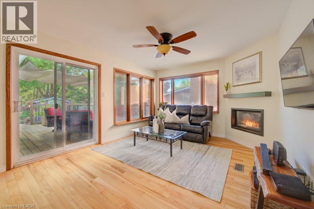 60 MAYFIELD Avenue - 22
