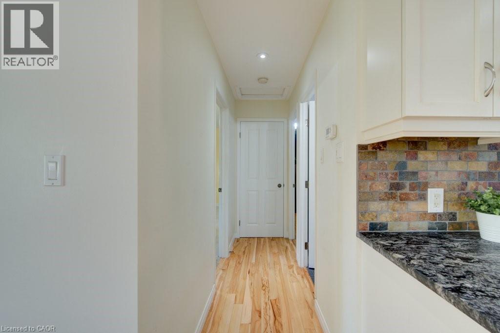 60 MAYFIELD Avenue - 23