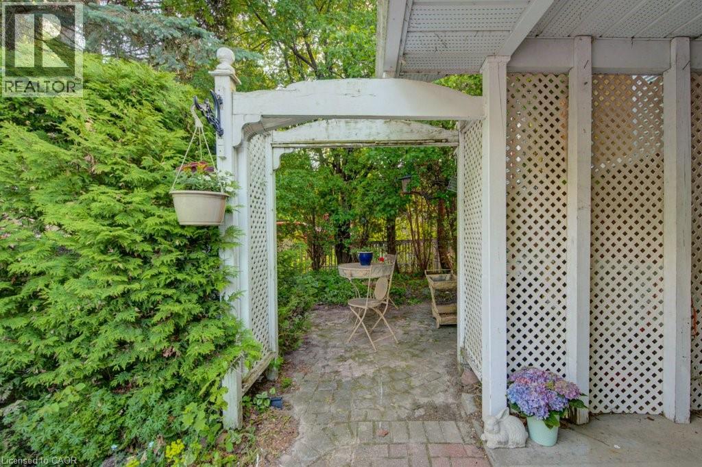 60 MAYFIELD Avenue - 3