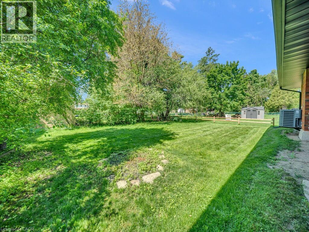 271 BEDFORD Road - 32