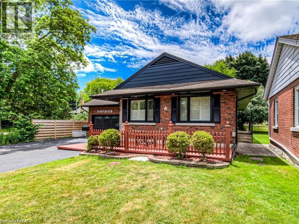 271 BEDFORD Road - 34