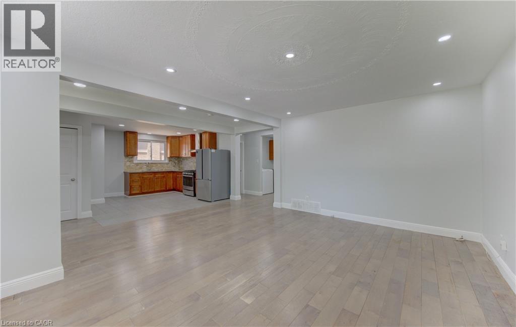 80 LOWER CANADA Crescent - 7