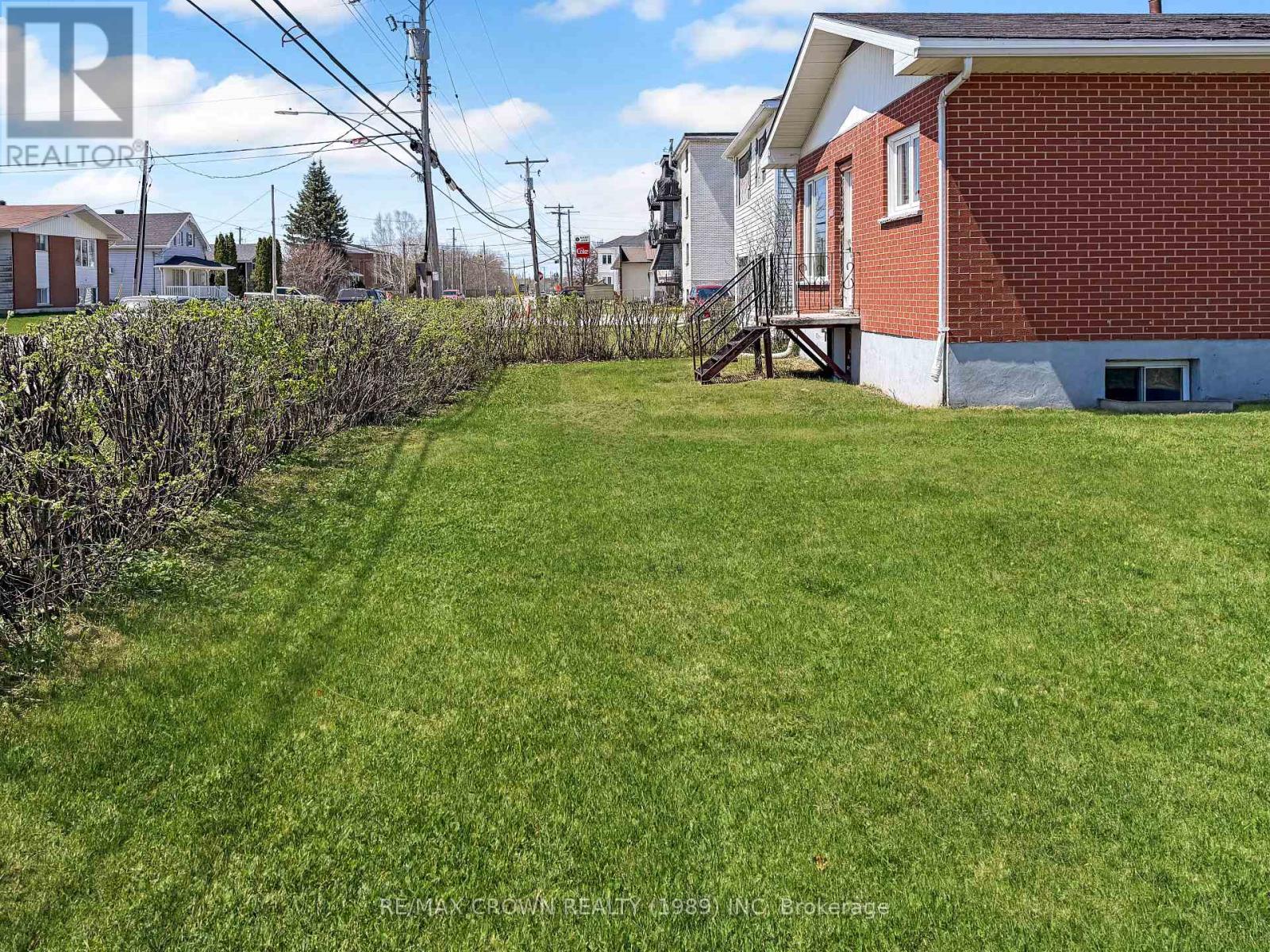 116 BRUNETVILLE ROAD - 35